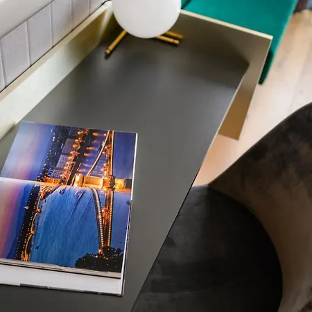 Emerald Downtown Luxury By Continental Group 布达佩斯