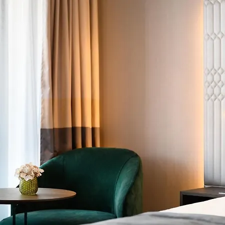 Emerald Downtown Luxury By Continental Group 2* 布达佩斯