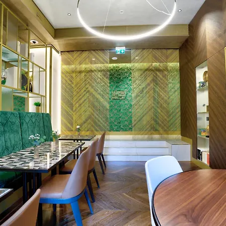 Emerald Downtown Luxury By Continental Group 4*