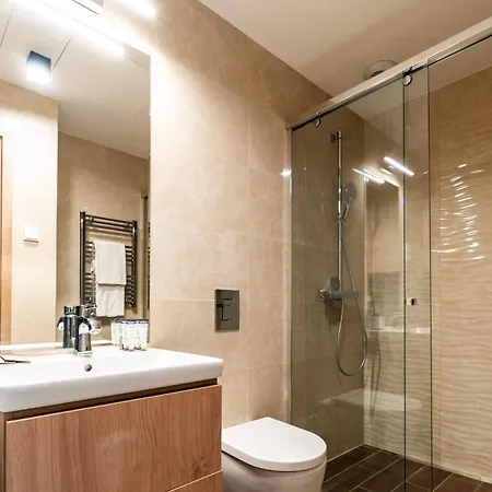 Emerald Downtown Luxury By Continental Group 公寓式酒店 布达佩斯