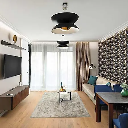 Emerald Downtown Luxury By Continental Group 4*