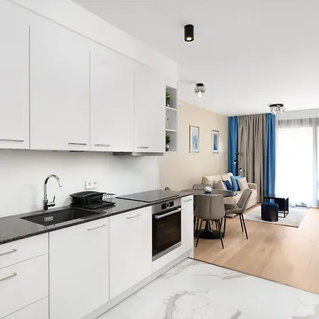 Emerald Downtown Luxury By Continental Group 4*