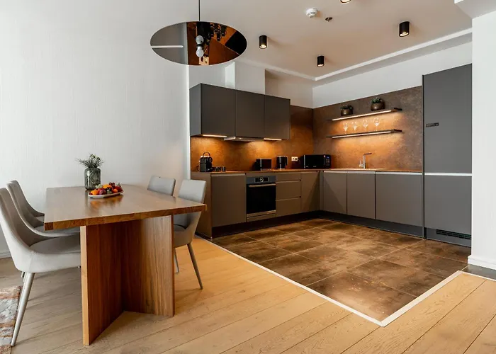 Emerald Downtown Luxury By Continental Group Hotel apartamentowy 4*