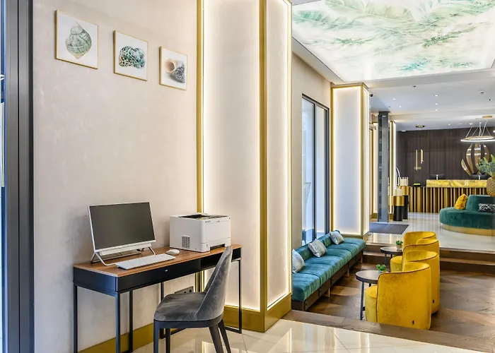 Hotel apartamentowy Emerald Downtown Luxury By Continental Group