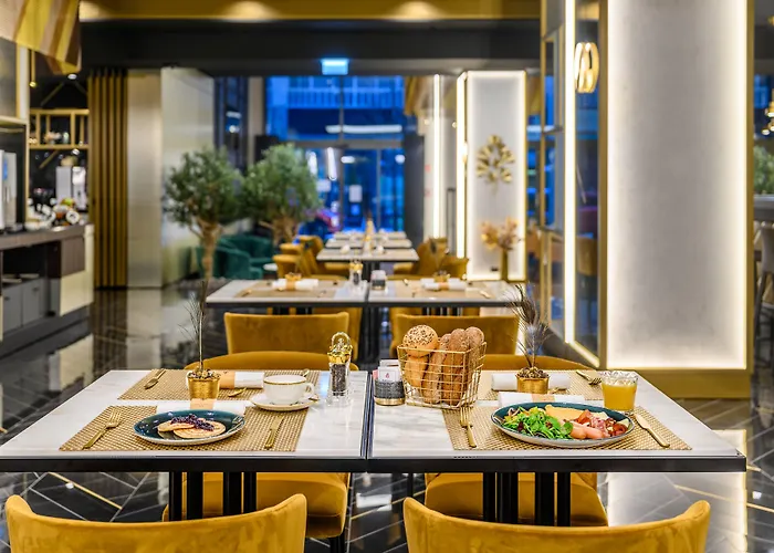 Hotel apartamentowy Emerald Downtown Luxury By Continental Group