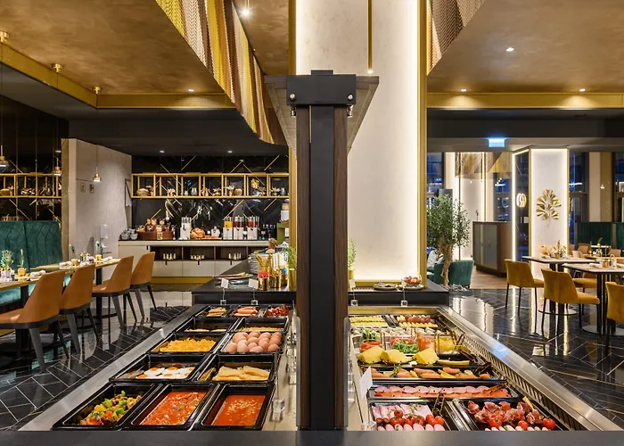 Emerald Downtown Luxury By Continental Group 4*