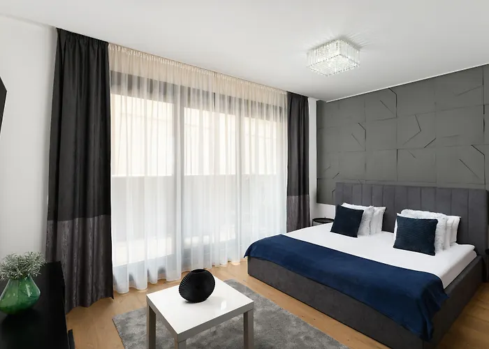 Hotel apartamentowy Emerald Downtown Luxury By Continental Group