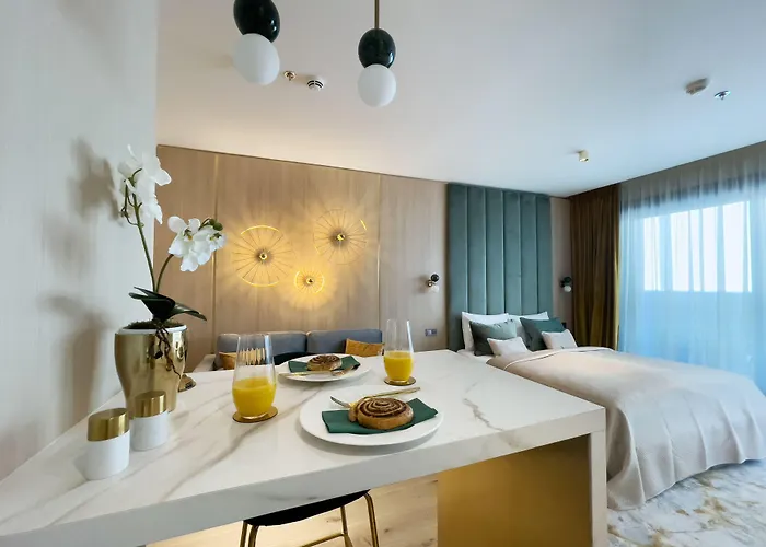 Emerald Downtown Luxury By Continental Group 4* בודפשט