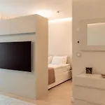 Emerald Downtown Luxury By Continental Group Apartahotel 4*