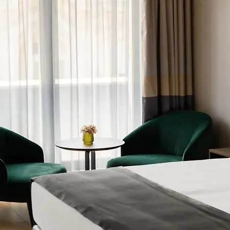 Ξενοδοχείο με διαμερίσματα Emerald Downtown Luxury By Continental Group