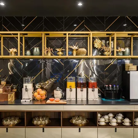 Emerald Downtown Luxury By Continental Group Apartmanhotel 4*