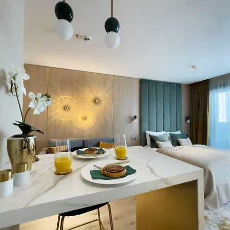 Emerald Downtown Luxury By Continental Group 4* Budapest