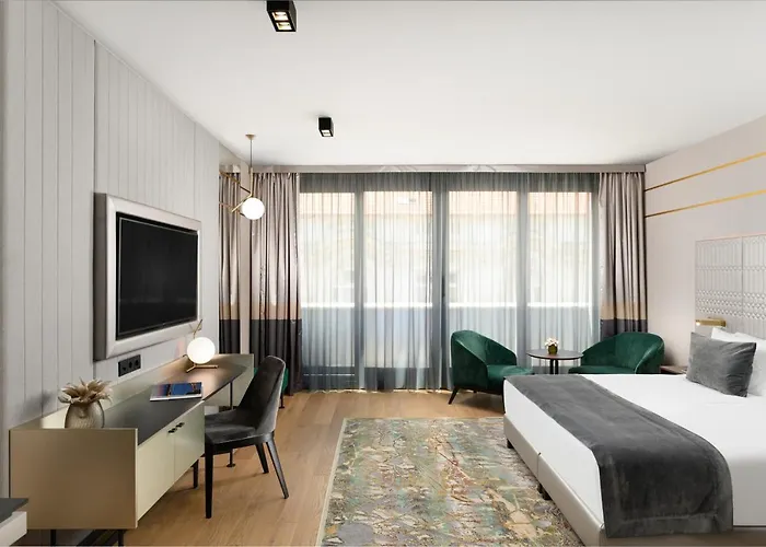 Apartahotel Emerald Downtown Luxury By Continental Group