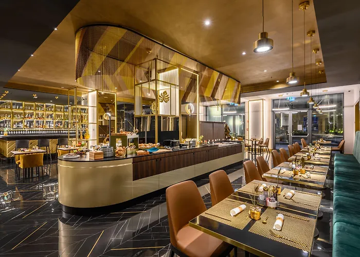 Emerald Downtown Luxury By Continental Group Apartahotel 4*