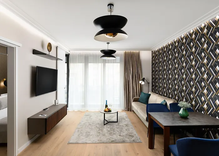 Emerald Downtown Luxury By Continental Group Apartahotel 4*