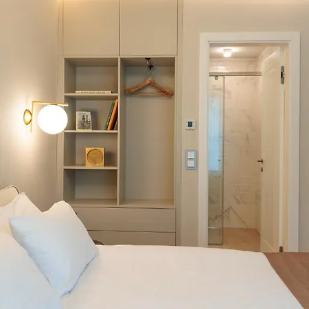 Emerald Downtown Luxury By Continental Group Aparthotel