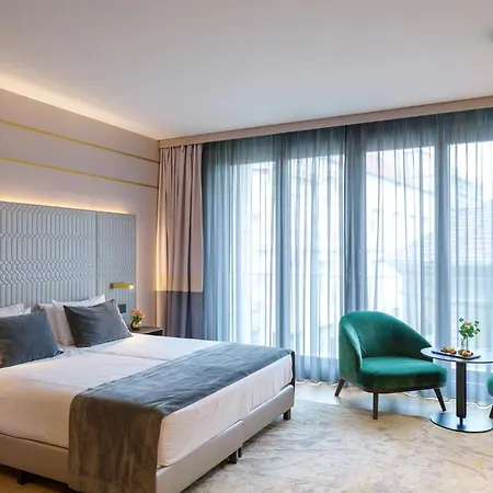 Emerald Downtown Luxury By Continental Group Aparthotel 4*