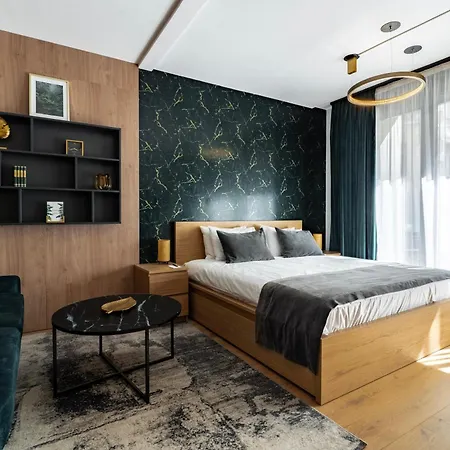 Emerald Downtown Luxury By Continental Group 4* בודפשט